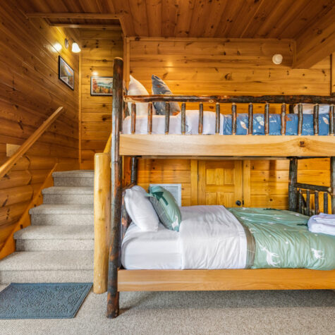 2305-Hollow-Branch-Way-Pigeon-Forge-TN-35