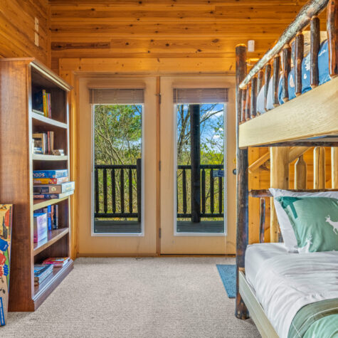 2305-Hollow-Branch-Way-Pigeon-Forge-TN-37