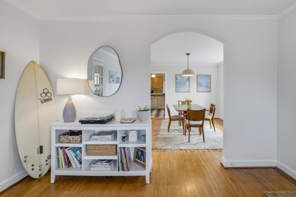 Dining space area of an MLS listing photographed in Knoxville TN