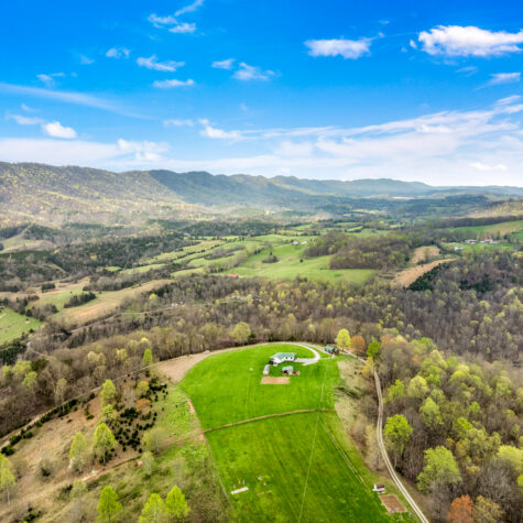 556-Jackson-Hollow-Rd-Thorn-Hill-TN-48