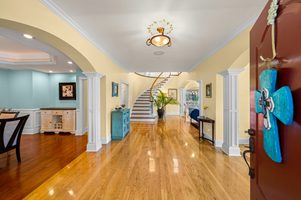Entryway of an MLS listing photographed in Sevierville TN