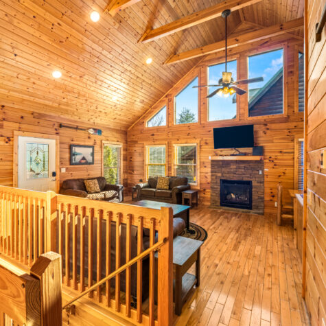 Living Space of an STR property photographed in Pigeon Forge TN