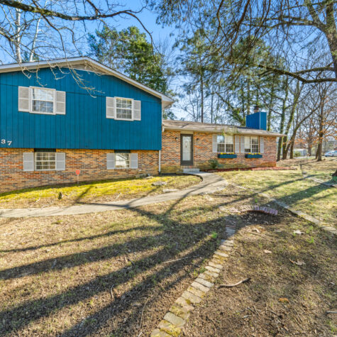 Front exterior of an MLS listing photographed in Farragut TN