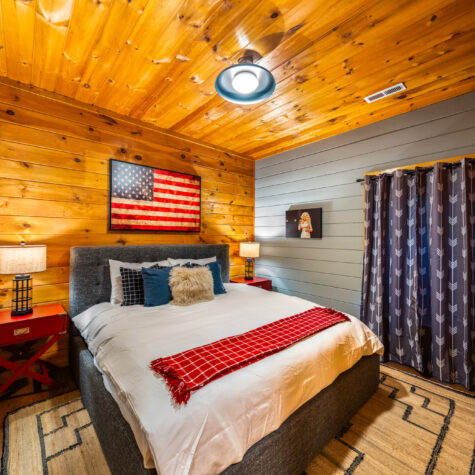 Bedroom shot of STR property photographed in Pigeon Forge TN