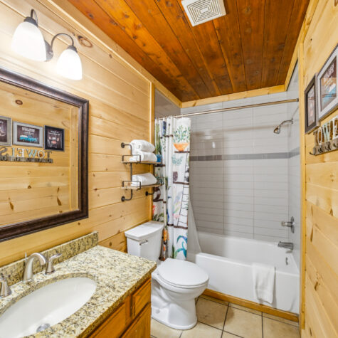 2037-McCarter-Dr-Pigeon-Forge-TN-37