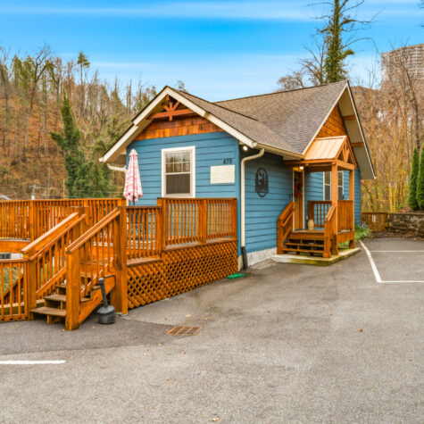 437-Cherokee-Orchard-Rd-Gatlinburg-TN-1