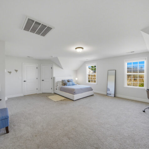 Large Bonus Room with Natural Light &ndash; Farragut Tennessee
