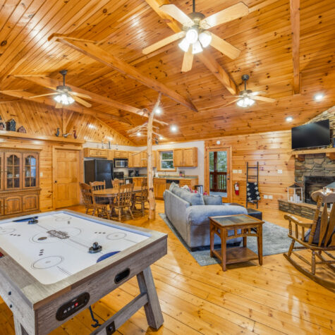 Rustic Cabin Living Room and Game Area &ndash; Sevierville Tennessee
